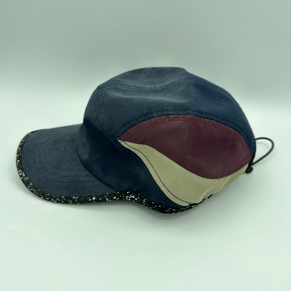Palace hat - Picture 2 of 4